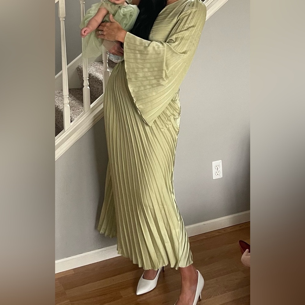 Hello Molly one shoulder pleated dress green